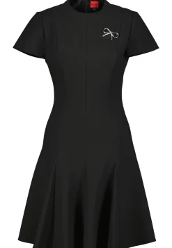 Damen Minikleid mit Schleifenbrosche