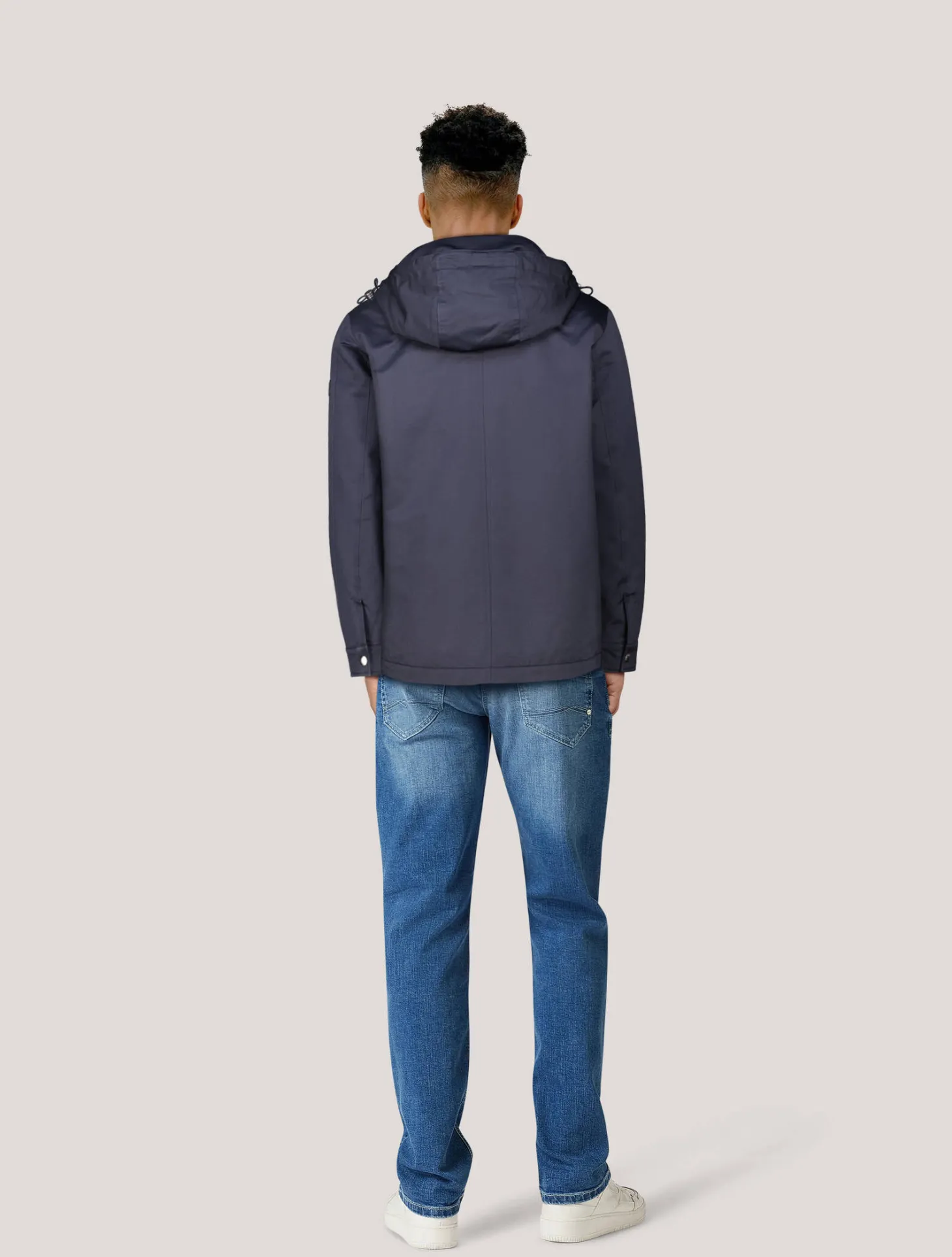 Herren Jacke mit abnehmbarer Kapuze