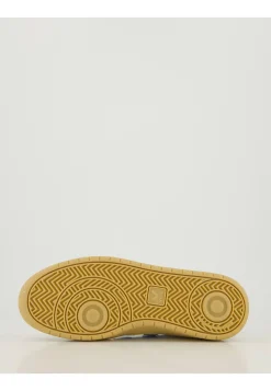 Sneaker aus Leder V-90